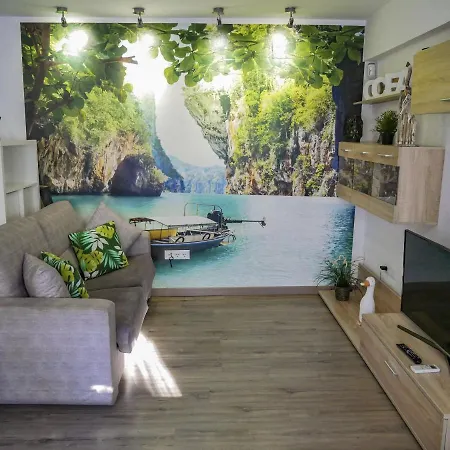 Ocean Apartment *